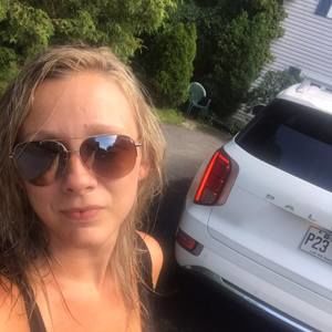 Meet your Posher, Stéphanie